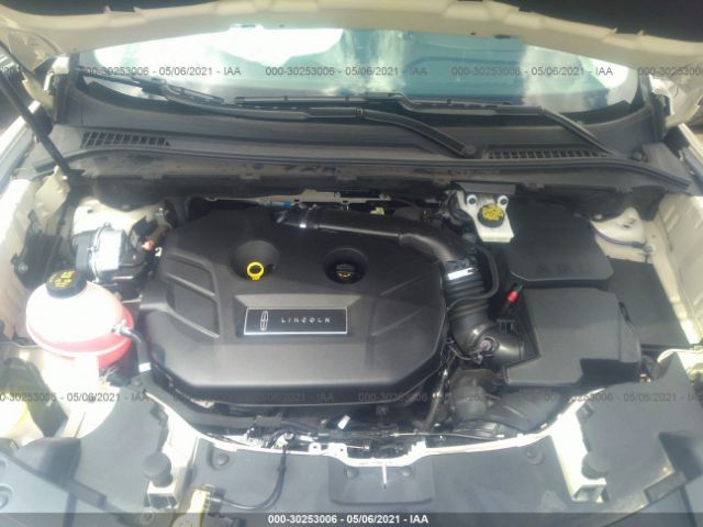 Photo 9 VIN: 5LMCJ2C99JUL14216 - LINCOLN MKC 