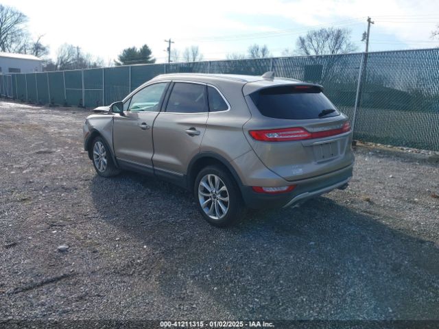 Photo 2 VIN: 5LMCJ2C99KUL50330 - LINCOLN MKC 