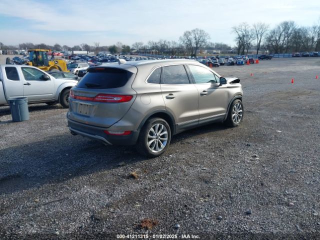 Photo 3 VIN: 5LMCJ2C99KUL50330 - LINCOLN MKC 