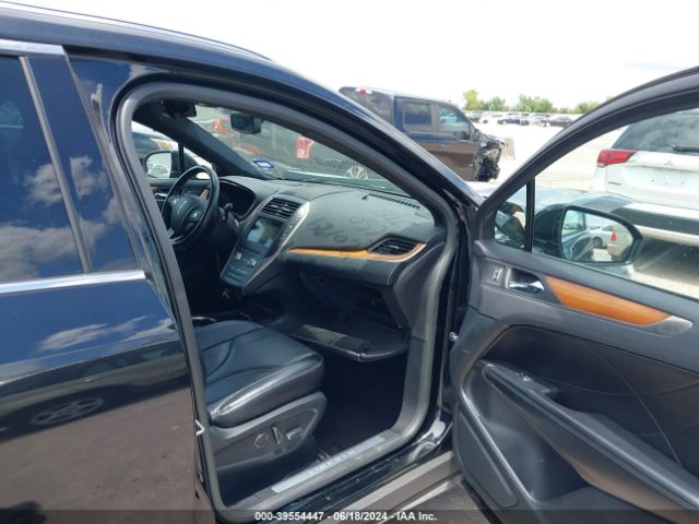 Photo 4 VIN: 5LMCJ2C9XHUL34405 - LINCOLN MKC 