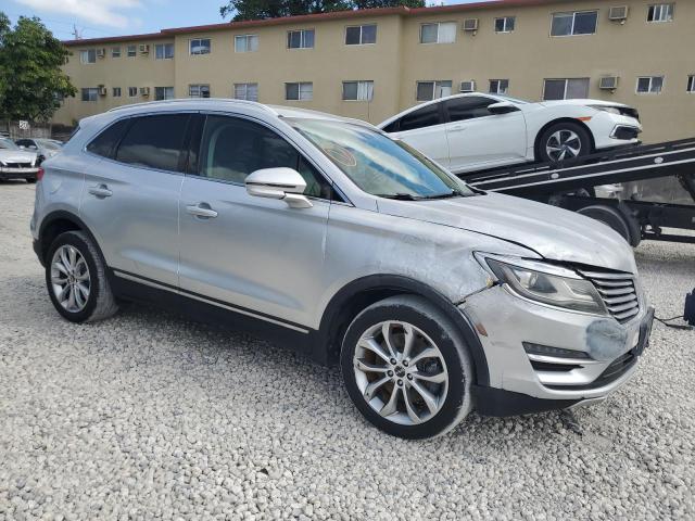 Photo 3 VIN: 5LMCJ2D90HUL35223 - LINCOLN MKC 