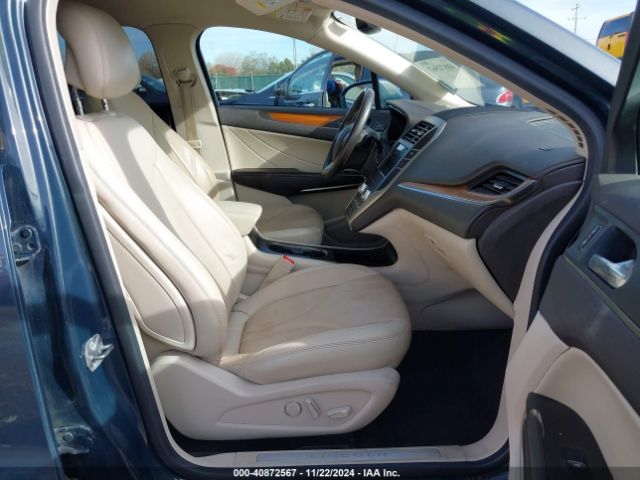 Photo 4 VIN: 5LMCJ2D91KUL09561 - LINCOLN MKC 