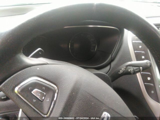 Photo 6 VIN: 5LMCJ2D91KUL17935 - LINCOLN MKC 