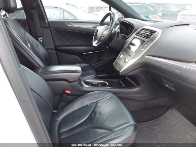 Photo 4 VIN: 5LMCJ2D95HUL09135 - LINCOLN MKC 