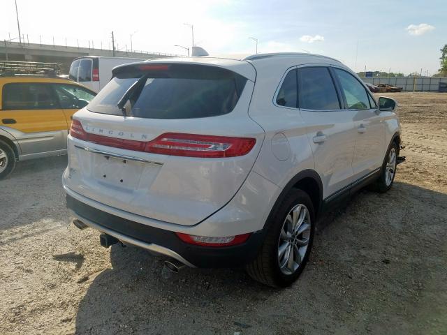 Photo 3 VIN: 5LMCJ2D96KUL50333 - LINCOLN MKC 