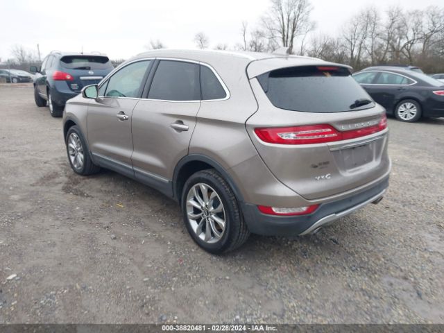 Photo 2 VIN: 5LMCJ2D97KUL26686 - LINCOLN MKC 