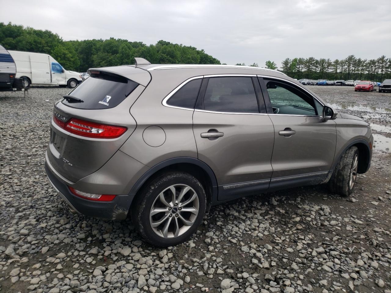 Photo 2 VIN: 5LMCJ2D98HUL08237 - LINCOLN MKC 