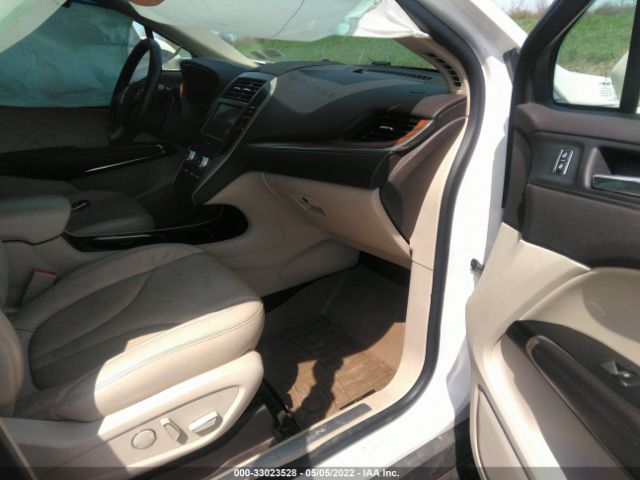 Photo 4 VIN: 5LMCJ2D99HUL70018 - LINCOLN MKC 