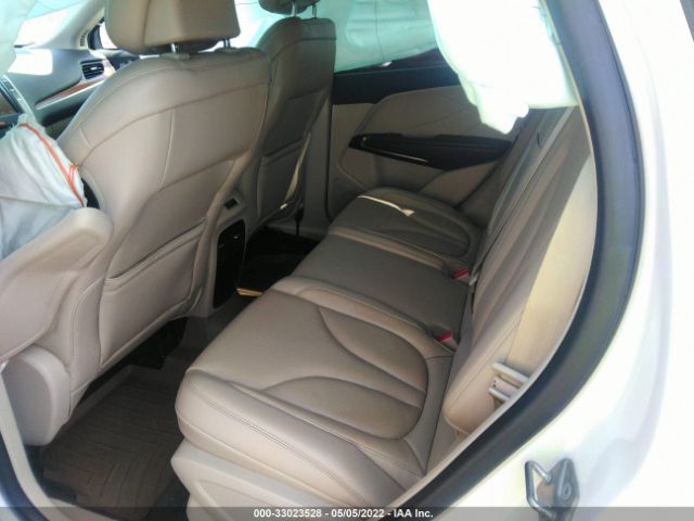 Photo 7 VIN: 5LMCJ2D99HUL70018 - LINCOLN MKC 