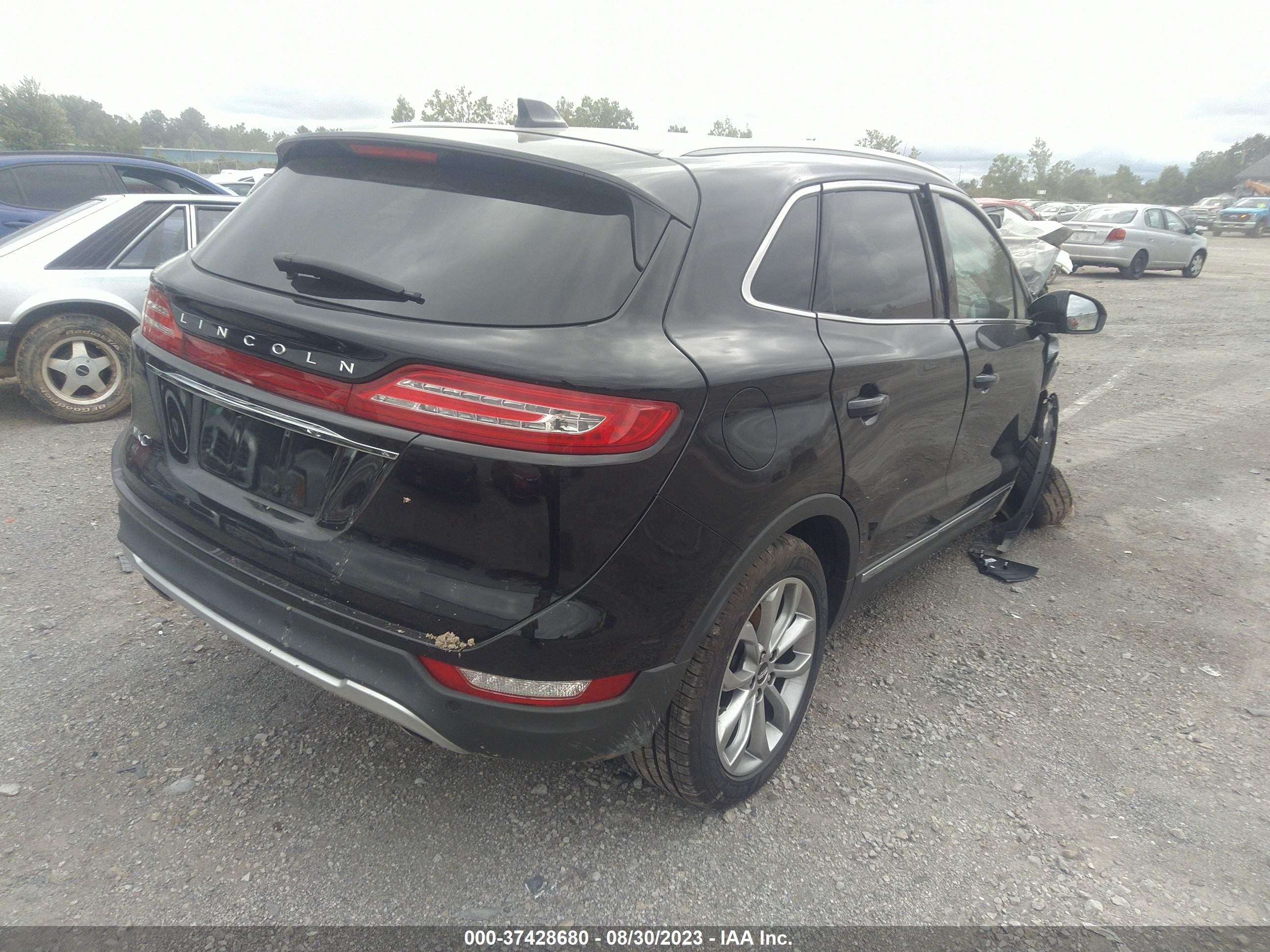 Photo 3 VIN: 5LMCJ2D99KUL13311 - LINCOLN MKC 