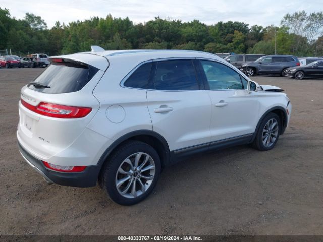 Photo 3 VIN: 5LMCJ2D9XHUL67998 - LINCOLN MKC 