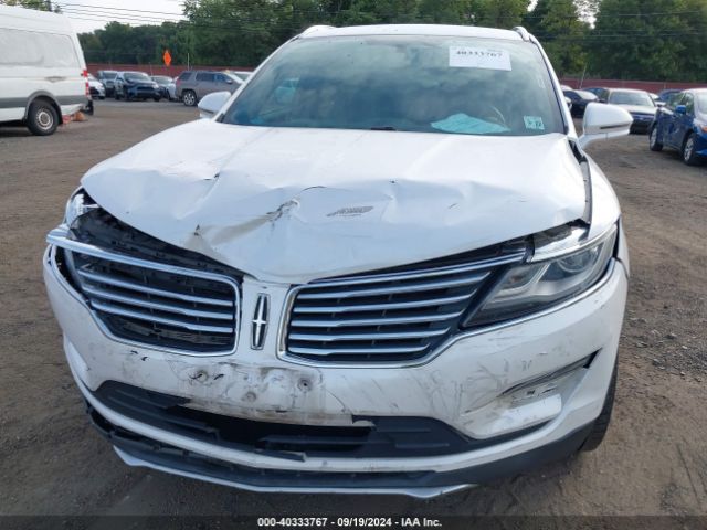 Photo 5 VIN: 5LMCJ2D9XHUL67998 - LINCOLN MKC 