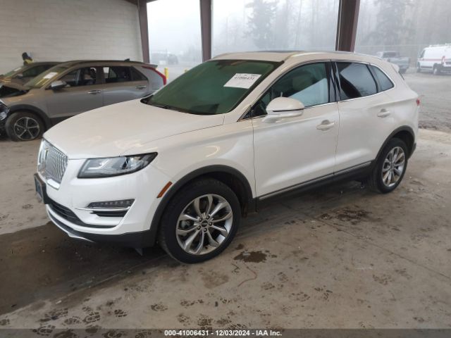 Photo 1 VIN: 5LMCJ2D9XKUL17433 - LINCOLN MKC 