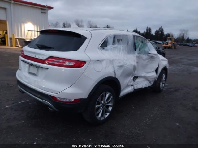 Photo 3 VIN: 5LMCJ2D9XKUL17433 - LINCOLN MKC 