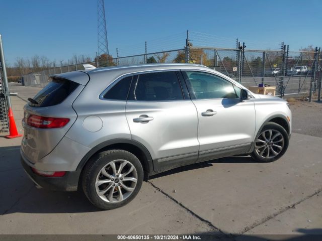 Photo 3 VIN: 5LMCJ2D9XKUL48715 - LINCOLN MKC 