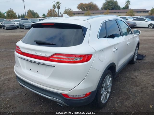 Photo 3 VIN: 5LMCJ3C90KUL25810 - LINCOLN MKC 