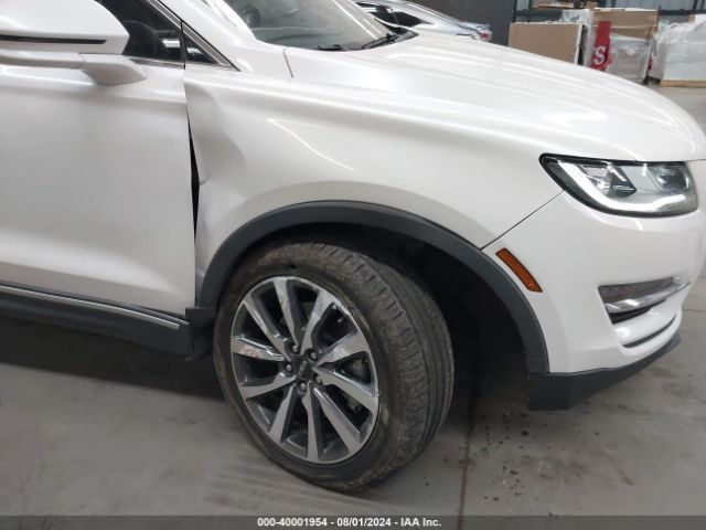 Photo 5 VIN: 5LMCJ3C90KUL26777 - LINCOLN MKC 