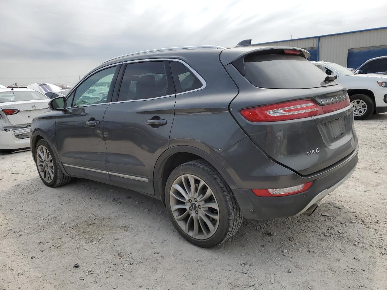 Photo 1 VIN: 5LMCJ3C91HUL57643 - LINCOLN MKC 