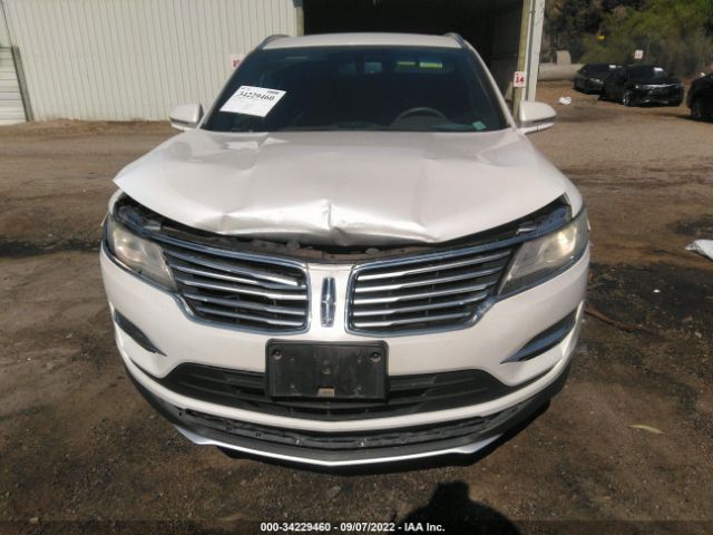 Photo 5 VIN: 5LMCJ3C93GUJ23762 - LINCOLN MKC 