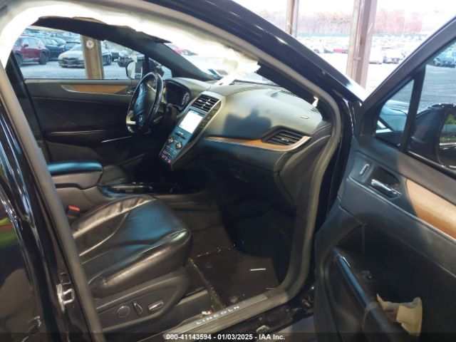 Photo 4 VIN: 5LMCJ3C93HUL49642 - LINCOLN MKC 