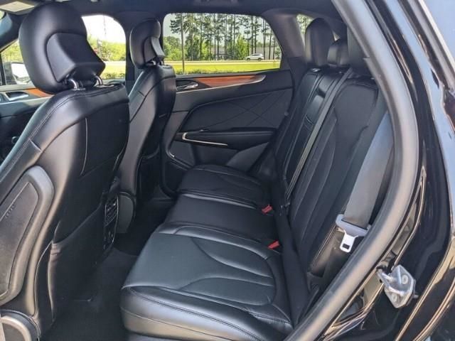 Photo 4 VIN: 5LMCJ3C93KUL25557 - LINCOLN MKC 