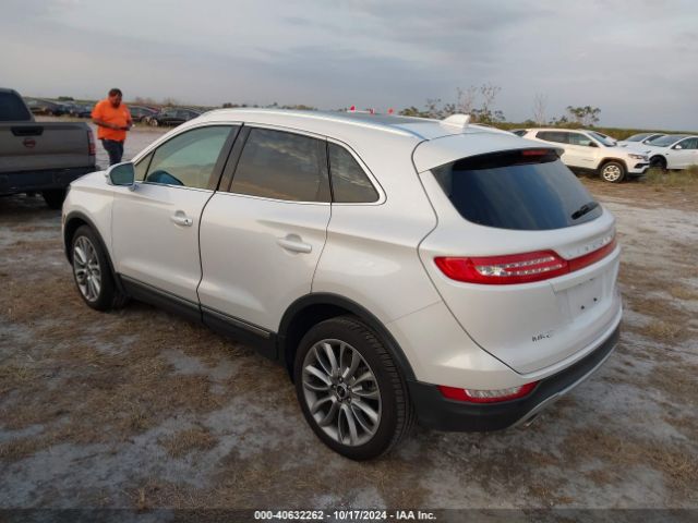 Photo 2 VIN: 5LMCJ3C95HUL71657 - LINCOLN MKC 