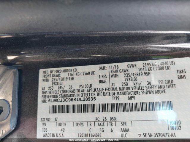 Photo 8 VIN: 5LMCJ3C96KUL20935 - LINCOLN MKC 