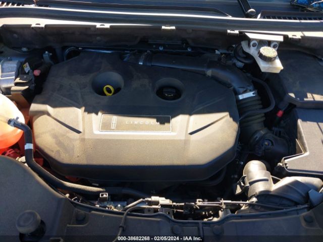 Photo 9 VIN: 5LMCJ3C96KUL20935 - LINCOLN MKC 