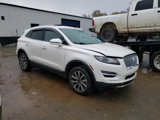 Photo 3 VIN: 5LMCJ3C97KUL01889 - LINCOLN MKC RESERV 