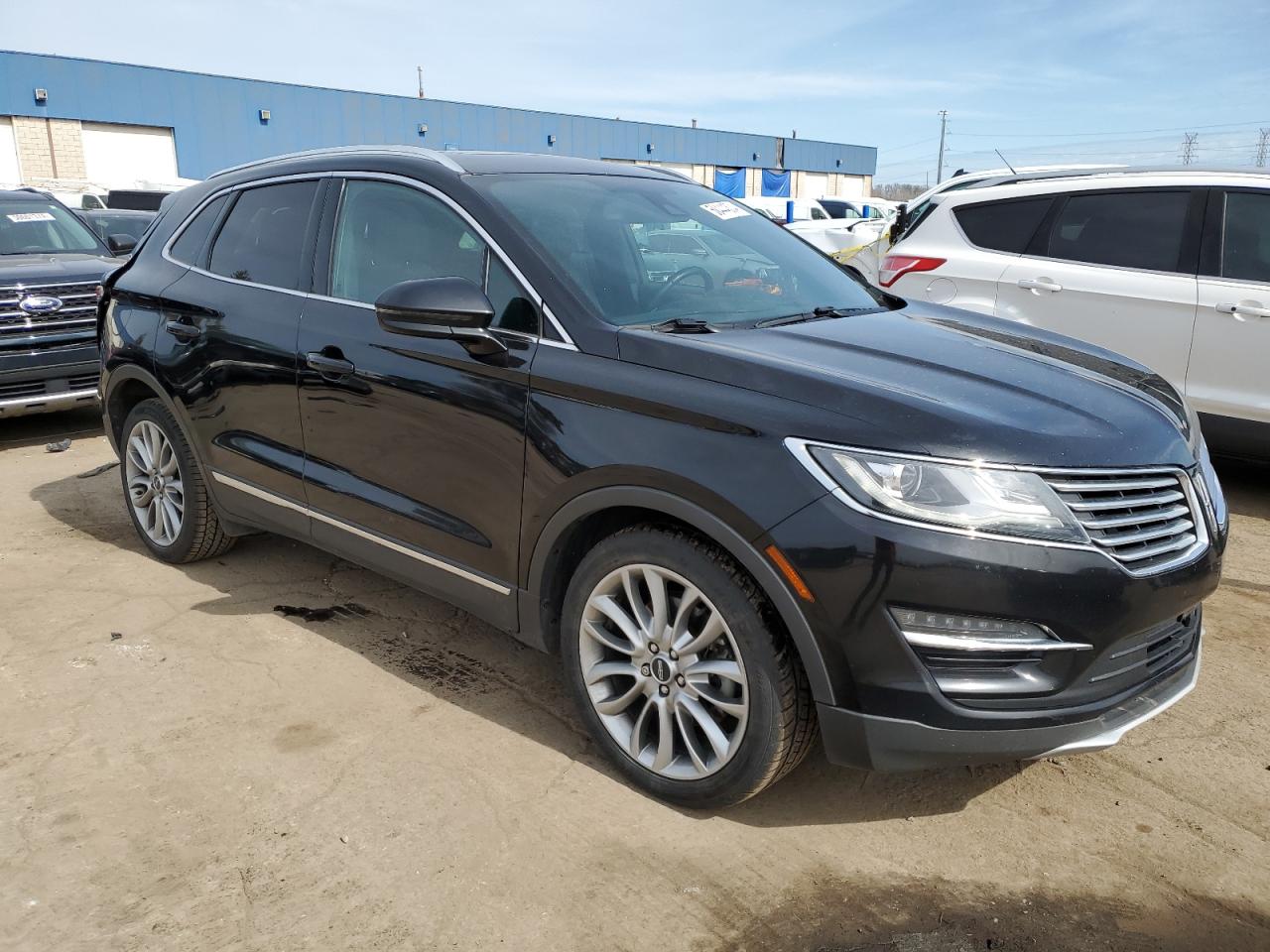 Photo 3 VIN: 5LMCJ3C98JUL14228 - LINCOLN MKC 