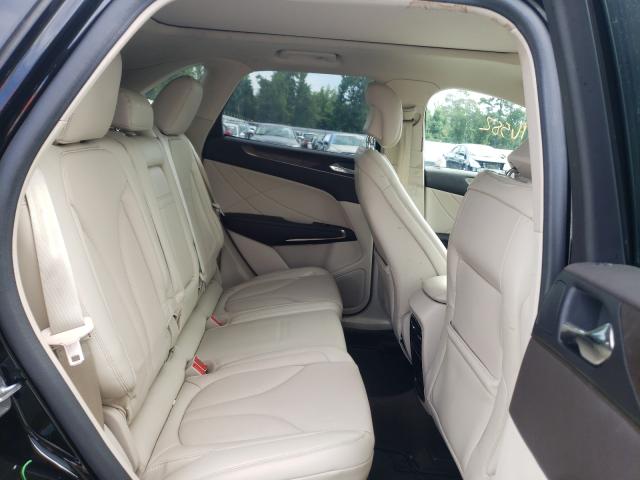 Photo 5 VIN: 5LMCJ3C98KUL13176 - LINCOLN MKC 