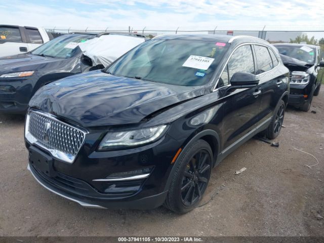 Photo 1 VIN: 5LMCJ3C98KUL37705 - LINCOLN MKC 