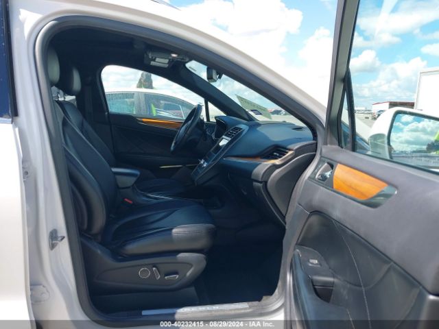 Photo 4 VIN: 5LMCJ3C99GUJ12961 - LINCOLN MKC 