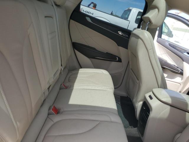 Photo 9 VIN: 5LMCJ3C99HUL71807 - LINCOLN MKC 