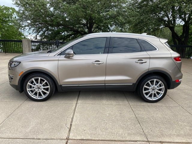 Photo 2 VIN: 5LMCJ3C99KUL42637 - LINCOLN MKC 