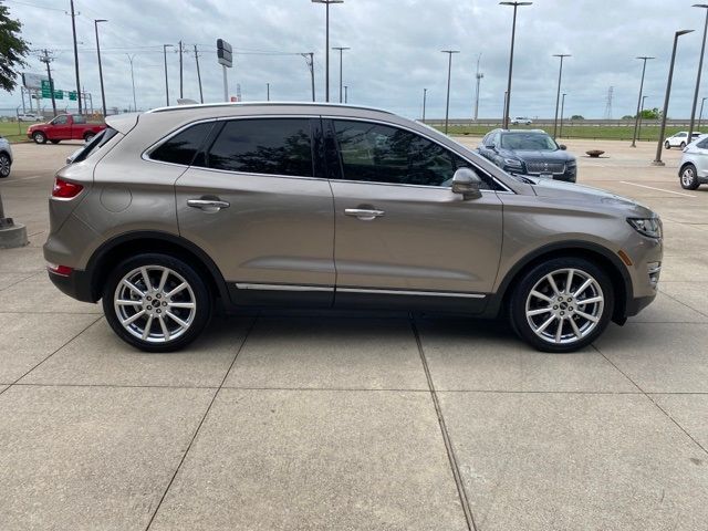 Photo 6 VIN: 5LMCJ3C99KUL42637 - LINCOLN MKC 