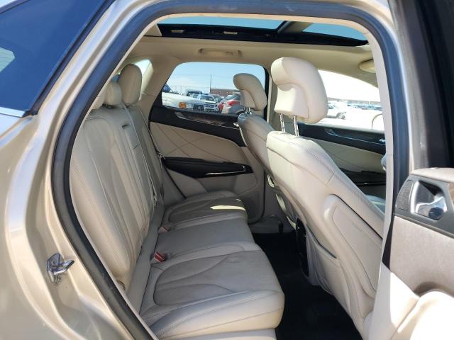 Photo 9 VIN: 5LMCJ3C9XHUL11308 - LINCOLN MKC 