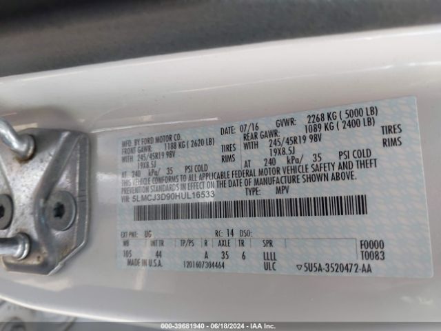 Photo 8 VIN: 5LMCJ3D90HUL16533 - LINCOLN MKC 