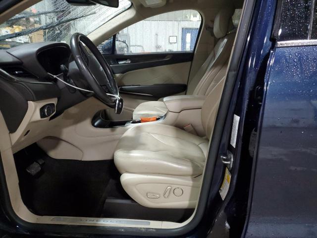 Photo 6 VIN: 5LMCJ3D90HUL55798 - LINCOLN MKC RESERV 