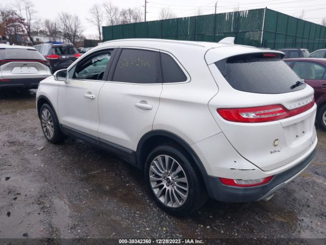 Photo 2 VIN: 5LMCJ3D90HUL68017 - LINCOLN MKC 