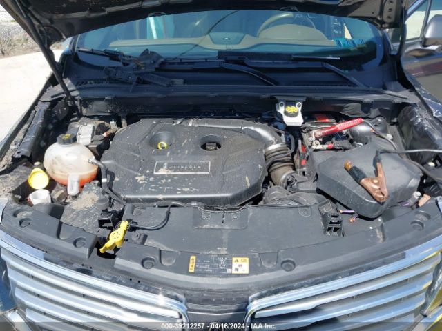 Photo 9 VIN: 5LMCJ3D90JUL30051 - LINCOLN MKC 