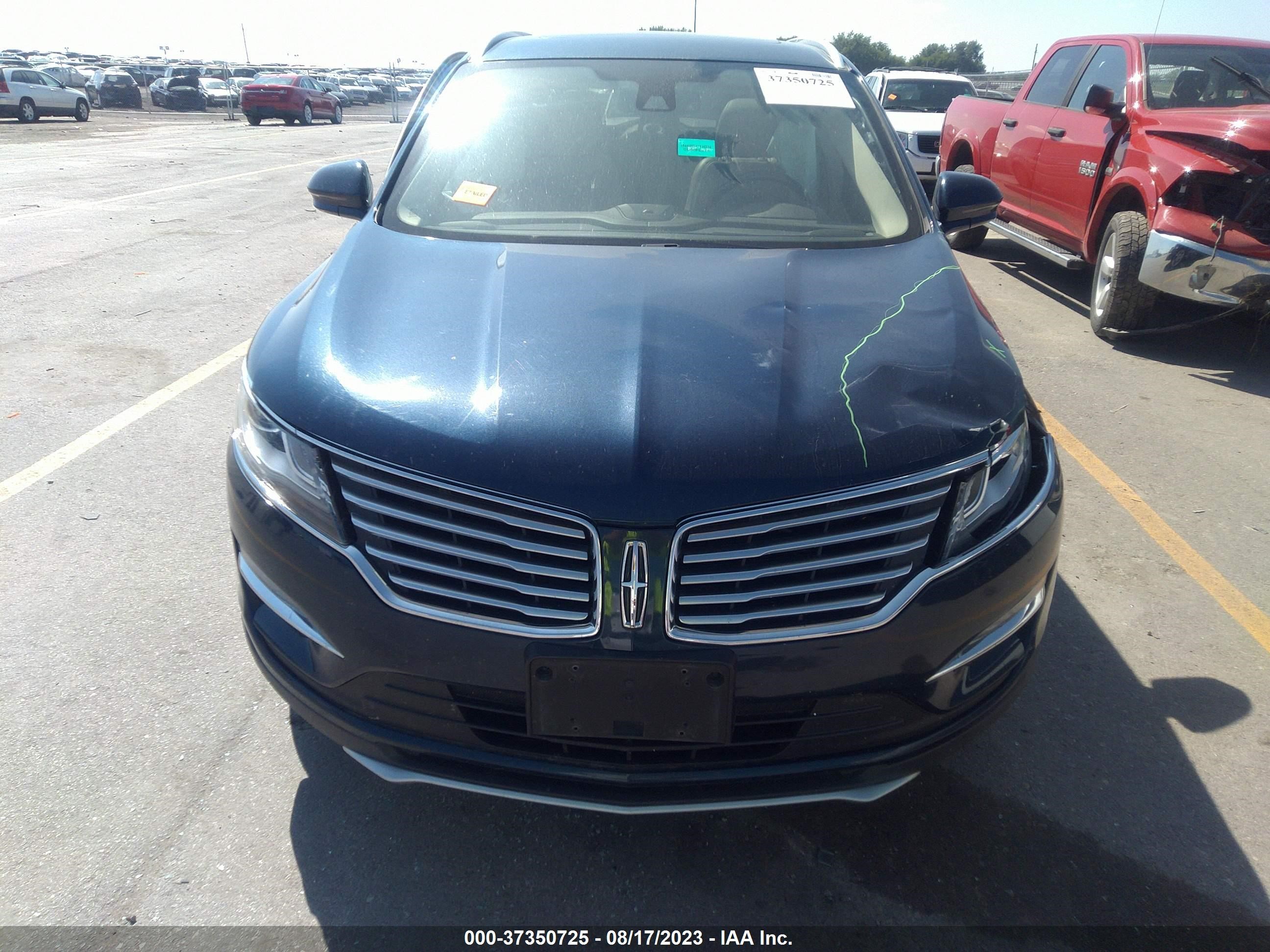 Photo 11 VIN: 5LMCJ3D91HUL68933 - LINCOLN MKC 