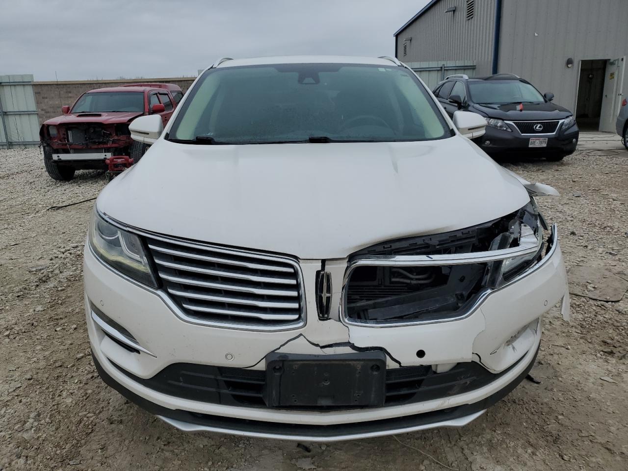 Photo 4 VIN: 5LMCJ3D92GUJ02853 - LINCOLN MKC 