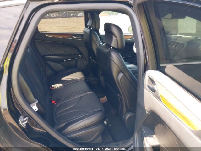 Photo 7 VIN: 5LMCJ3D92HUL35925 - LINCOLN MKC 