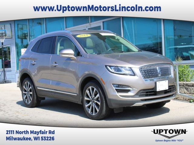 Photo 0 VIN: 5LMCJ3D92KUL18341 - LINCOLN MKC 