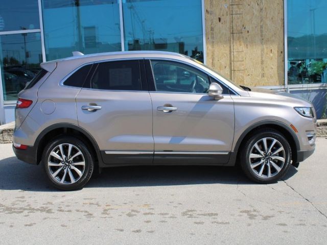 Photo 1 VIN: 5LMCJ3D92KUL18341 - LINCOLN MKC 