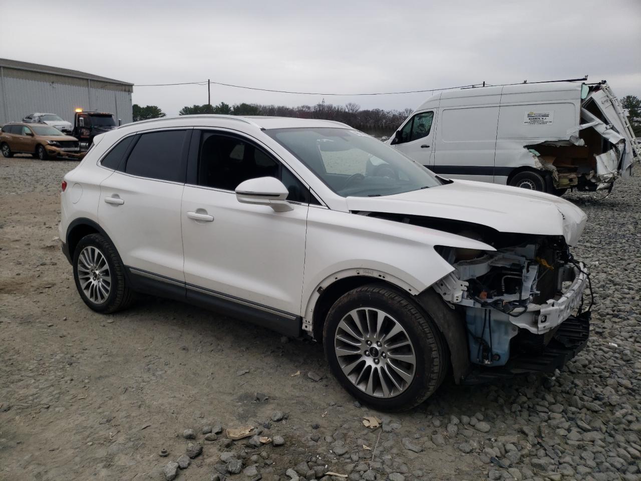 Photo 3 VIN: 5LMCJ3D93HUL46576 - LINCOLN MKC 