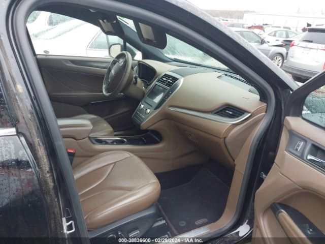 Photo 4 VIN: 5LMCJ3D93HUL47338 - LINCOLN MKC 