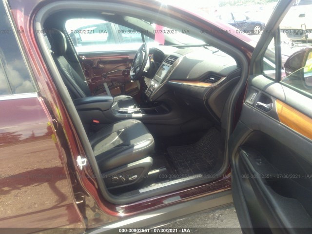 Photo 4 VIN: 5LMCJ3D93HUL54600 - LINCOLN MKC 