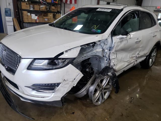 Photo 8 VIN: 5LMCJ3D93KUL01810 - LINCOLN MKC 